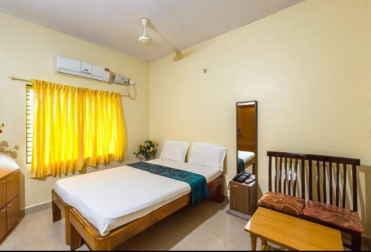 Dhenu Atithya Hotel Māvalli Exterior foto