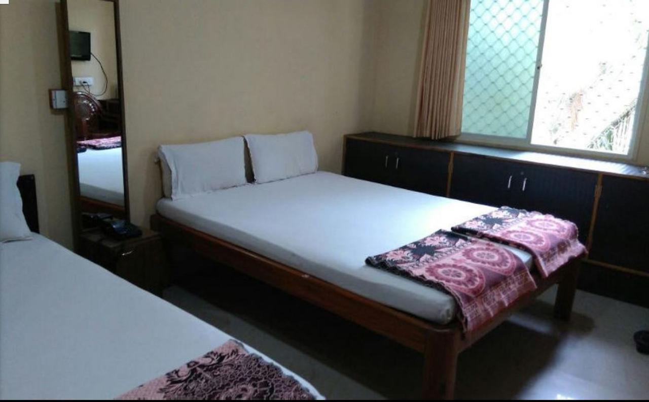 Dhenu Atithya Hotel Māvalli Exterior foto